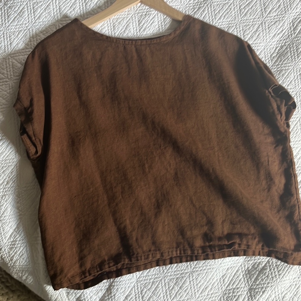 Handmade linen t-shirt